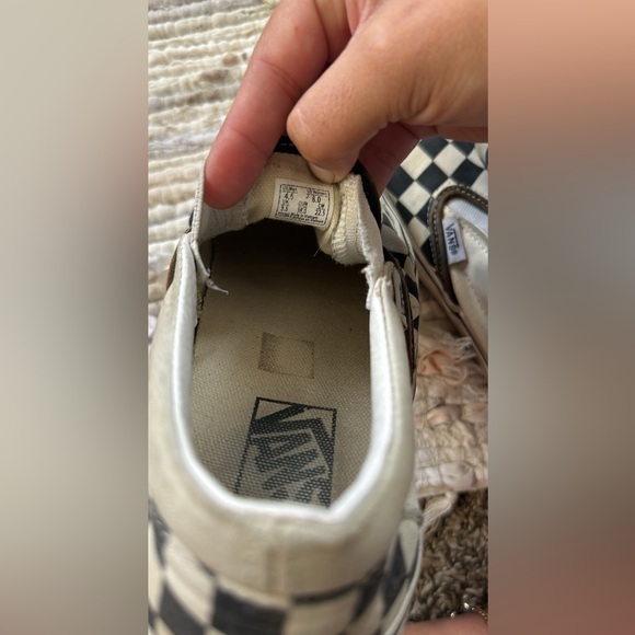 Youth checkered Vans 4.5 - Picture 3 of 3